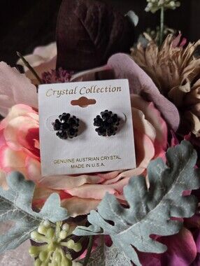 NWT Crystal Collection Black Austrian Crystal Cluster Stud Earrings